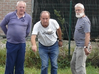 N-VA Affligem speelt petanque met de Lombeekstraathoekwerkers en KAJ Essene